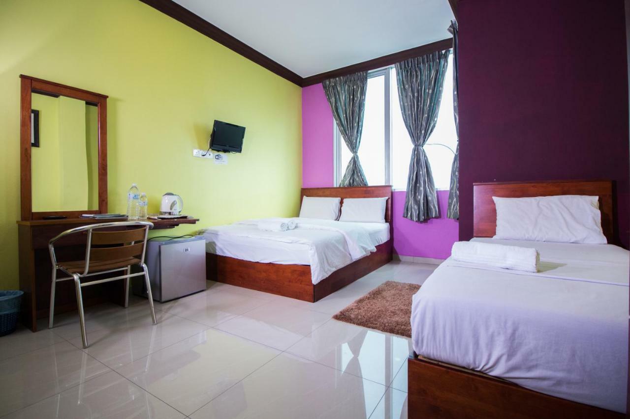 Saujana City Hotel Bandar Saujana Putra Extérieur photo