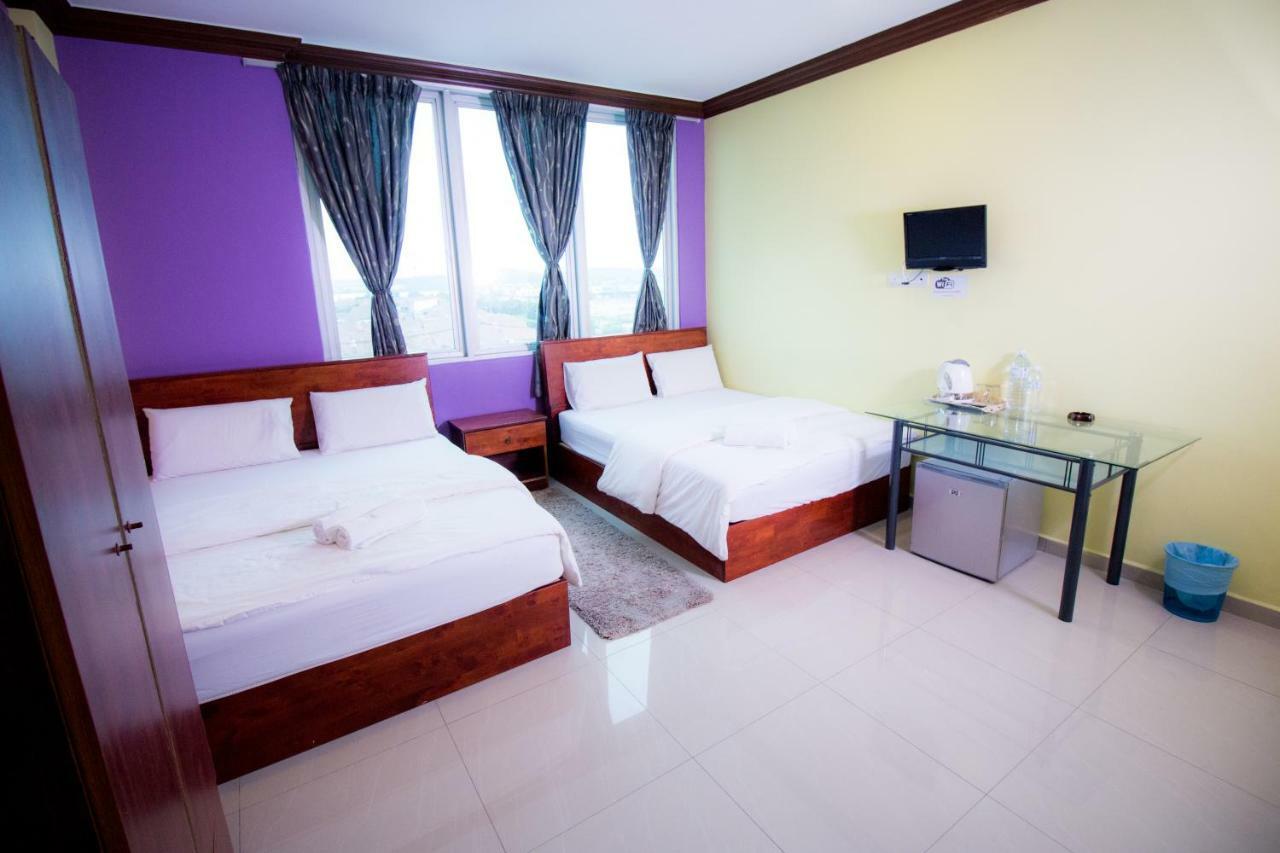 Saujana City Hotel Bandar Saujana Putra Extérieur photo