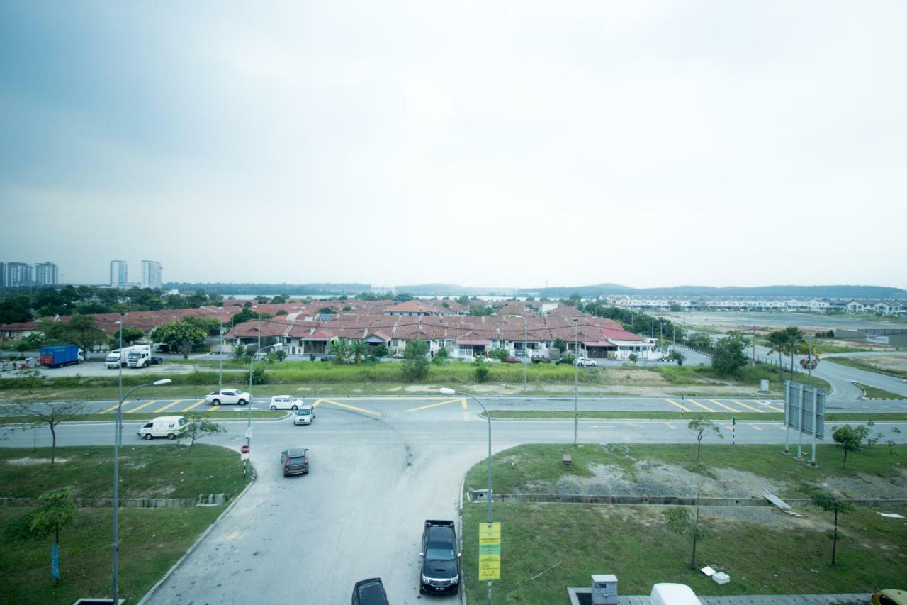 Saujana City Hotel Bandar Saujana Putra Extérieur photo