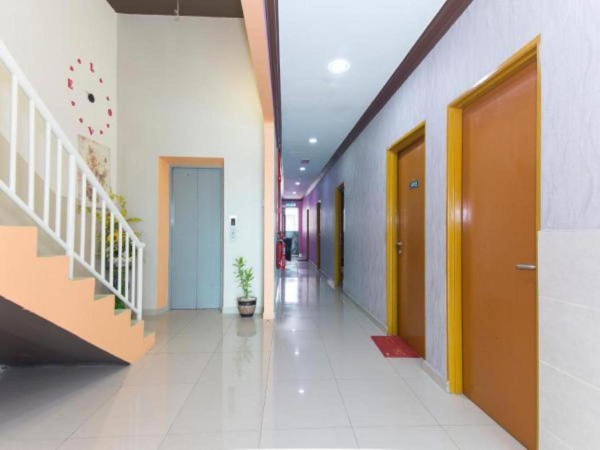Saujana City Hotel Bandar Saujana Putra Extérieur photo